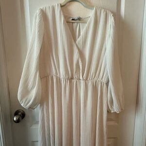 Chic Cream Long Sleeve Dress